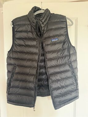 Patagonia Black Quilted Down Vest